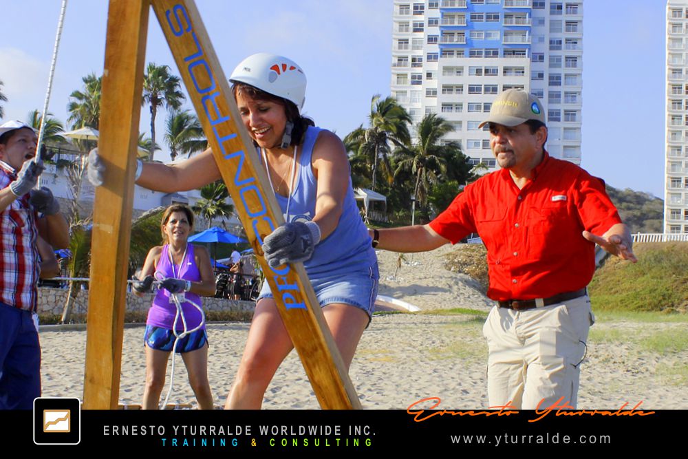 Cliente Interno - Team Building: Talleres de Trabajo en Equipo